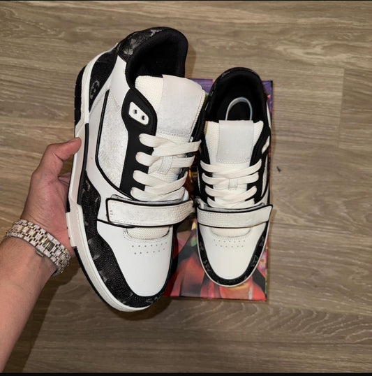 Trainer